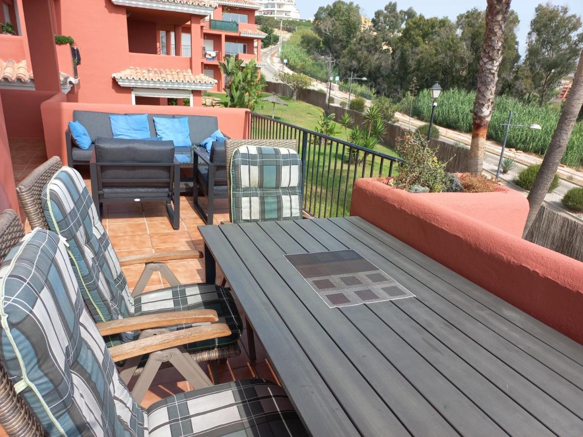 Apartamento Jardines De Manilva Exterior photo